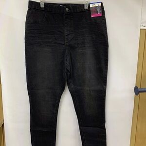 No Boundaries Juniors XXXL (21) Super High Rise Jeggings Pull On Jeans Black New